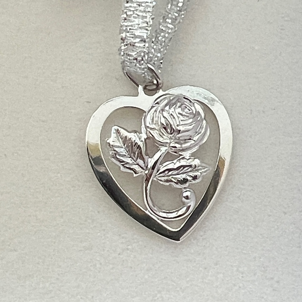 Rembrandt Charms Rose and Heart Charm